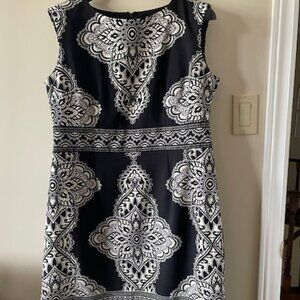 Jessica Sheath Sleeveless Black /White Floral Size 14